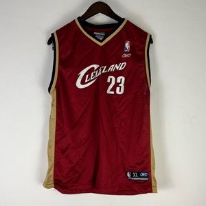 Lebron James, Cleveland Cavaliers Jersey Youth Size XL